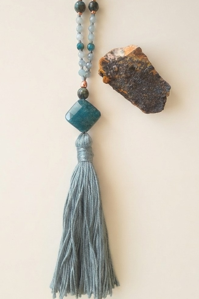 Mala in Occhio di falco, Acquamarina, Apatite, Pietra Guru Apatite, Rame