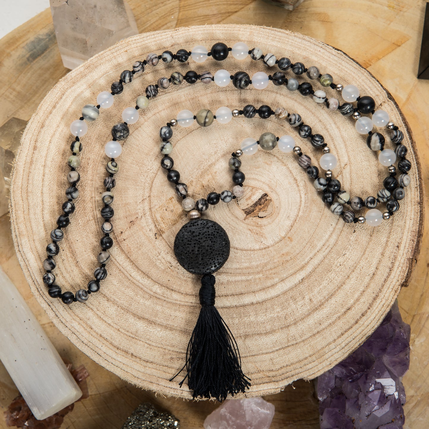 Mala da meditazione in Pietra Lavica, Diaspro zebrato, Agata bianca, e Argento 925