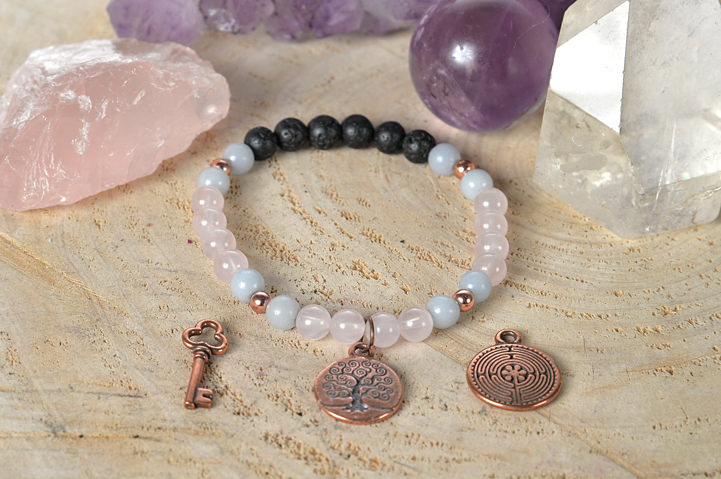 Angelite, quarzo rosa, lava, rame, charms