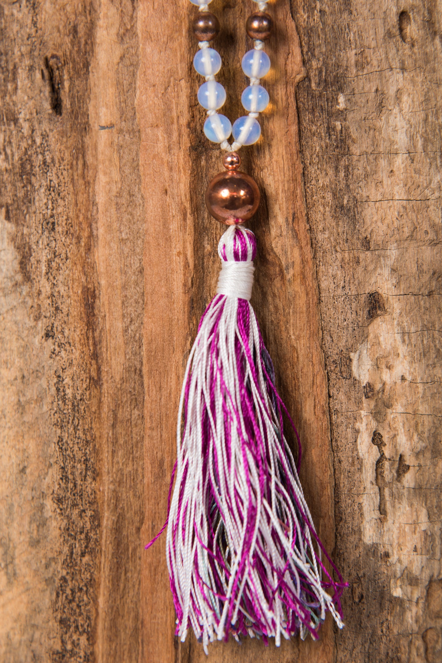 Mala in Opalite, Perla Guru Rame