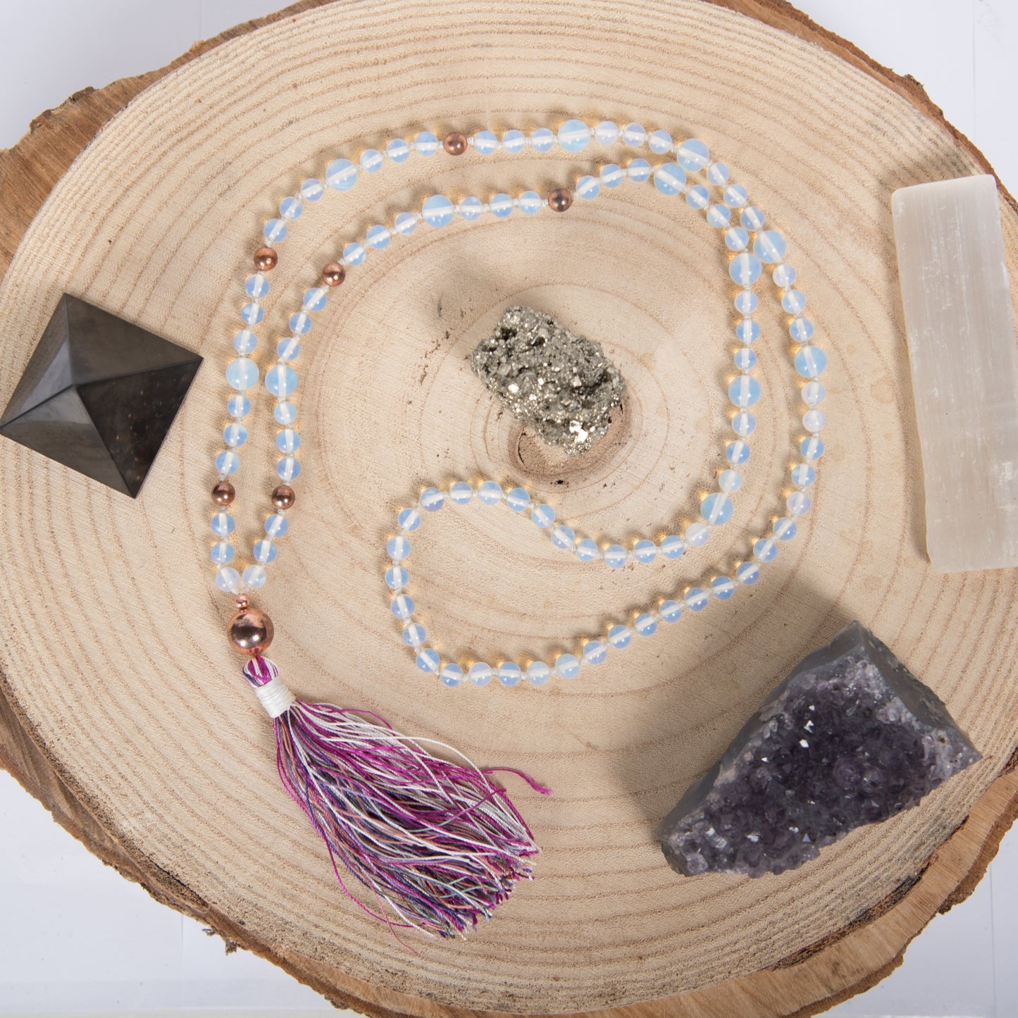 Mala in Opalite, Perla Guru Rame