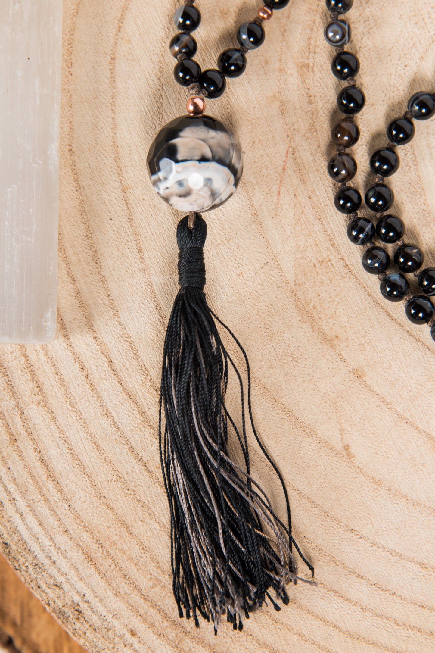 Mala in Agata, Pietra Guru in Agata e rame