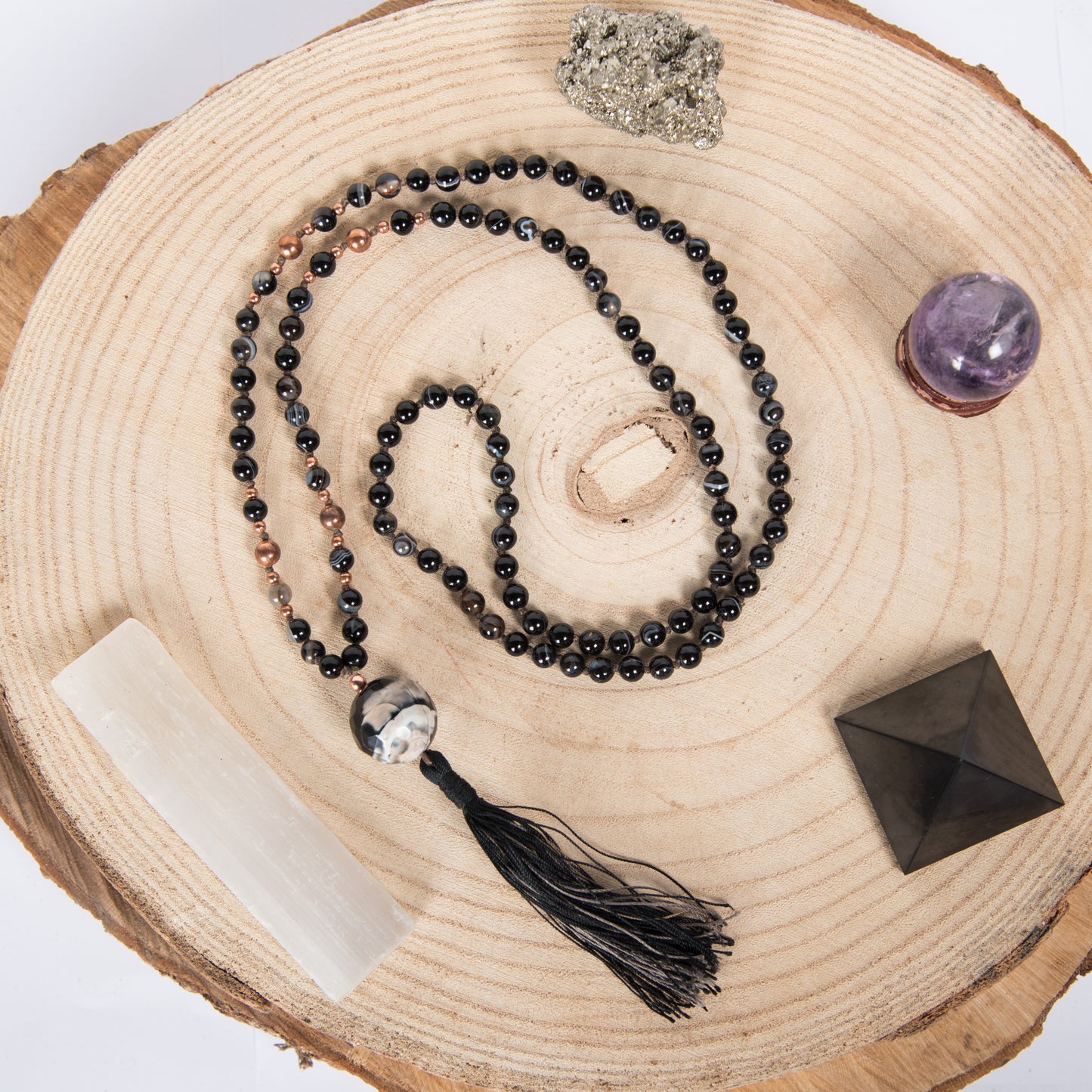 Mala in Agata, Pietra Guru in Agata e rame