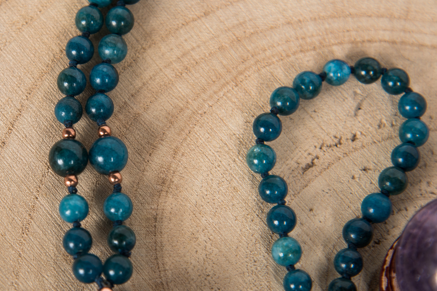 Mala in Apatite, Pietra Guru in Apatite e rame