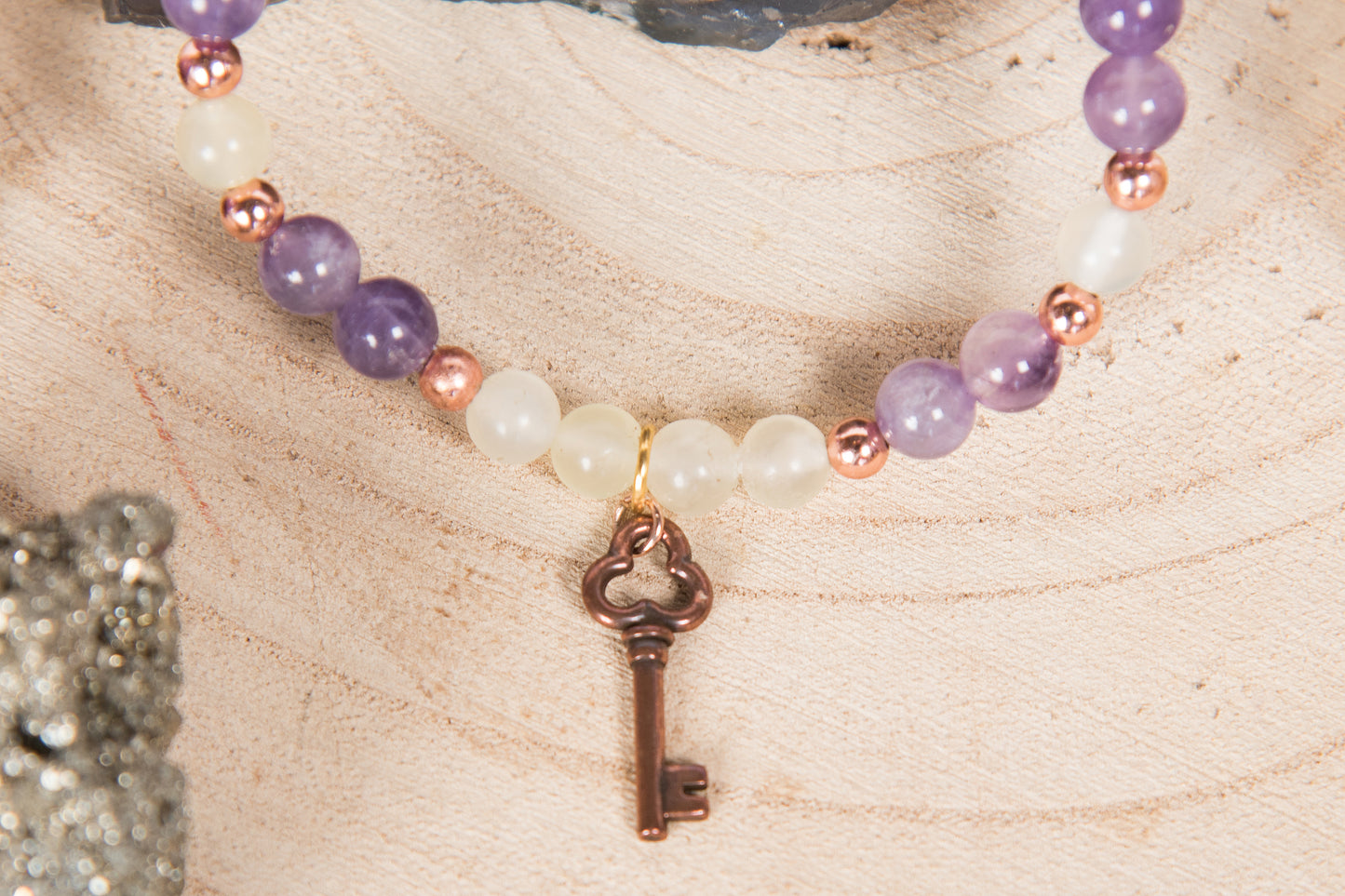 Giadeite, Ametista Lavanda, Charm Chiave in Rame