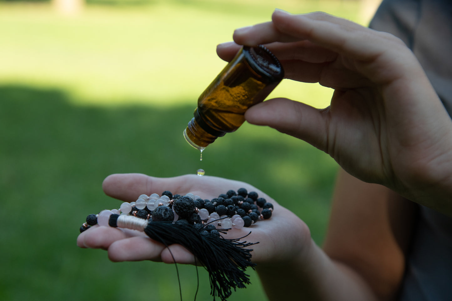 Mala da meditazione in Pietra lavica e Quarzo rosa