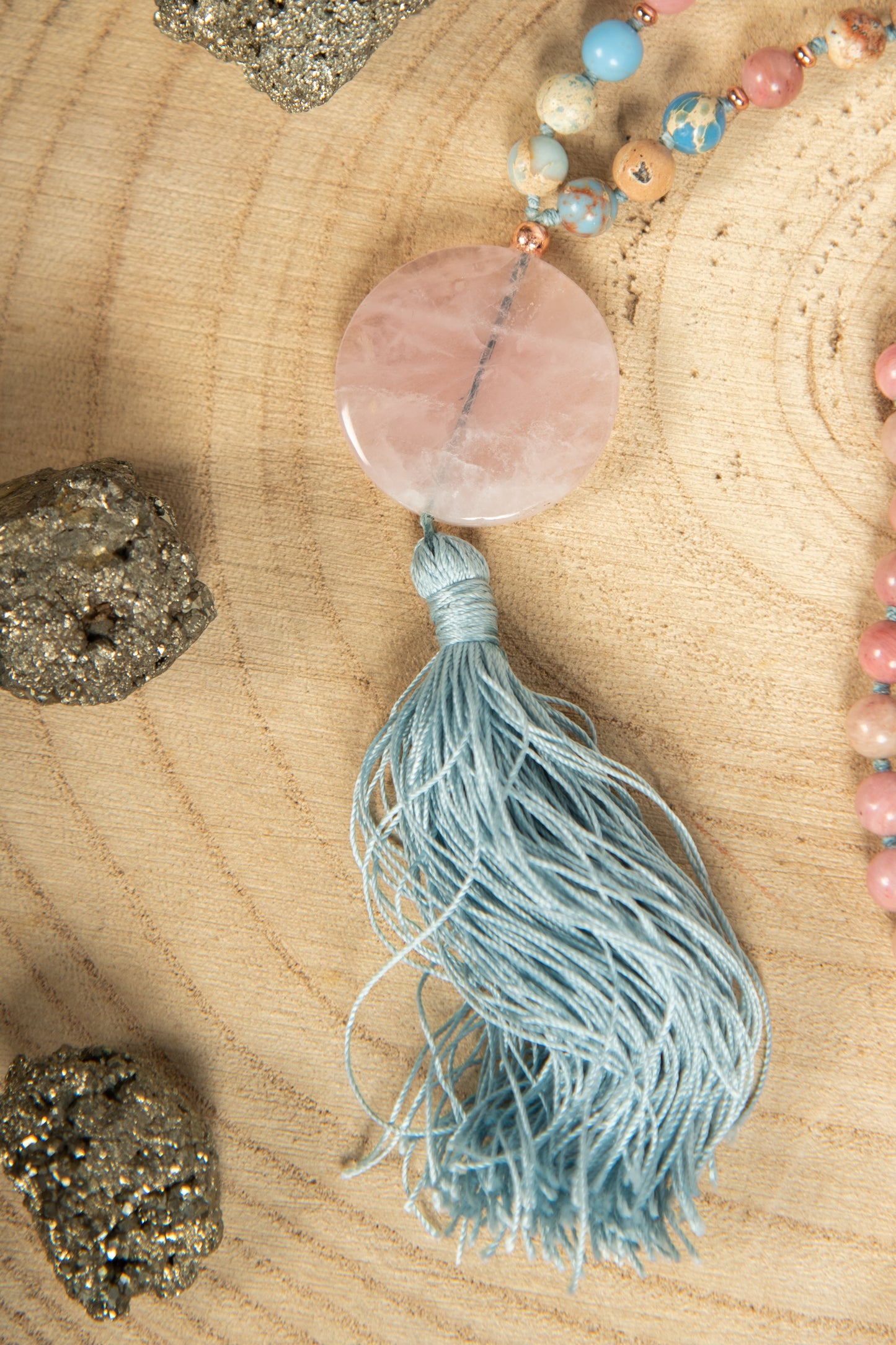 Mala da meditazione in Diaspro imperiale, Rodonite, Pietra Guru Quarzo rosa e Rame