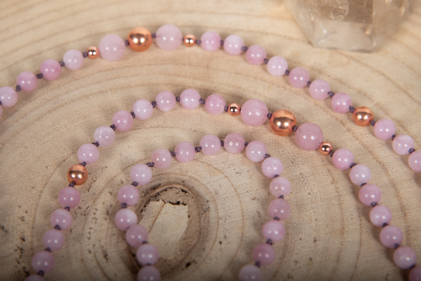 Mala 108 in pietra dura di Kunzite, Pietra Guru Quarzo crepitante e Rame
