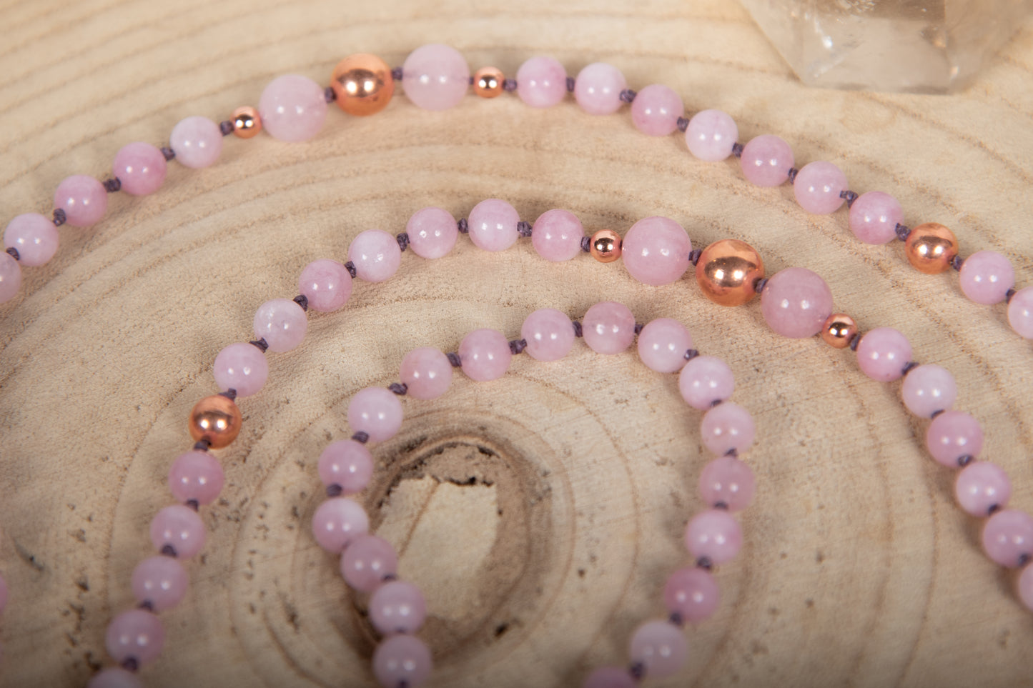 Mala 108 in pietra dura di Kunzite, Pietra Guru Quarzo crepitante e Rame