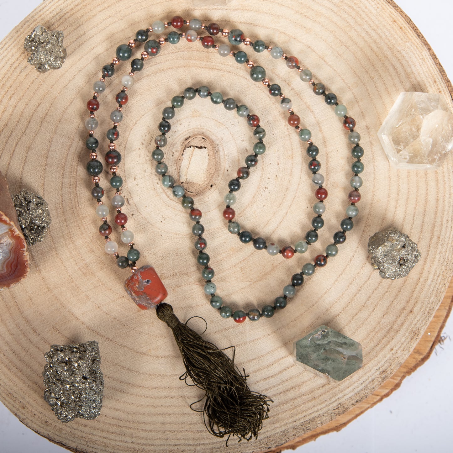 Mala fatta a mano con pietre dure naturali in Eliotropio Diaspro Sanguigno, Pietra Guru in Diaspro brecciato, Rame