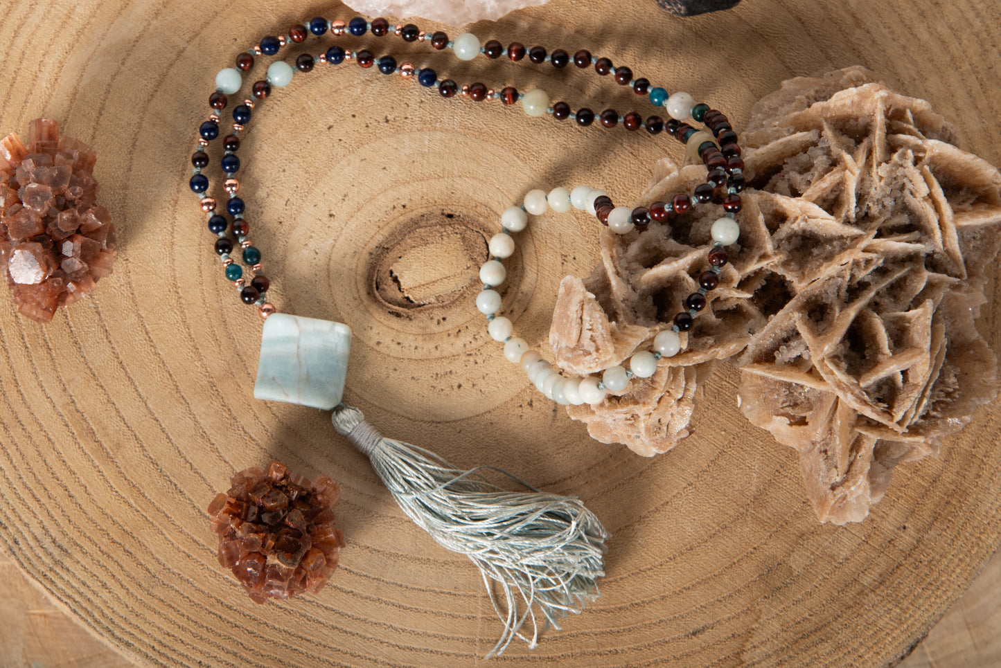 Mala con 108 perle di Occhio di bue, Amazzonite, Lapislazzuli, Apatite, Perla Guru Amazzonite