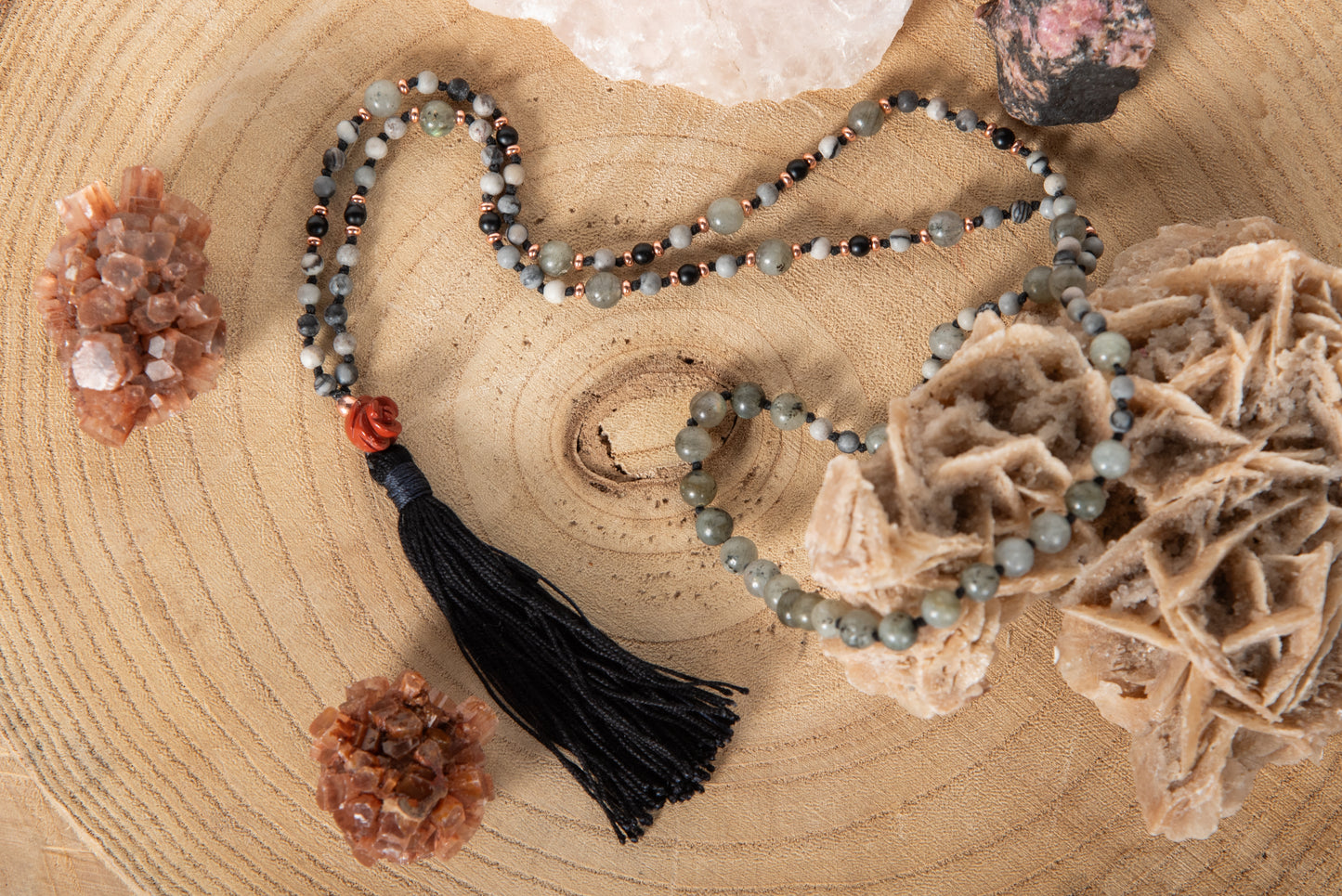 Mala con 108 perle di Pietra di luna arcobaleno Labradorite, Shungite, Diaspro zebrato, Perla Guru Diaspro rosso