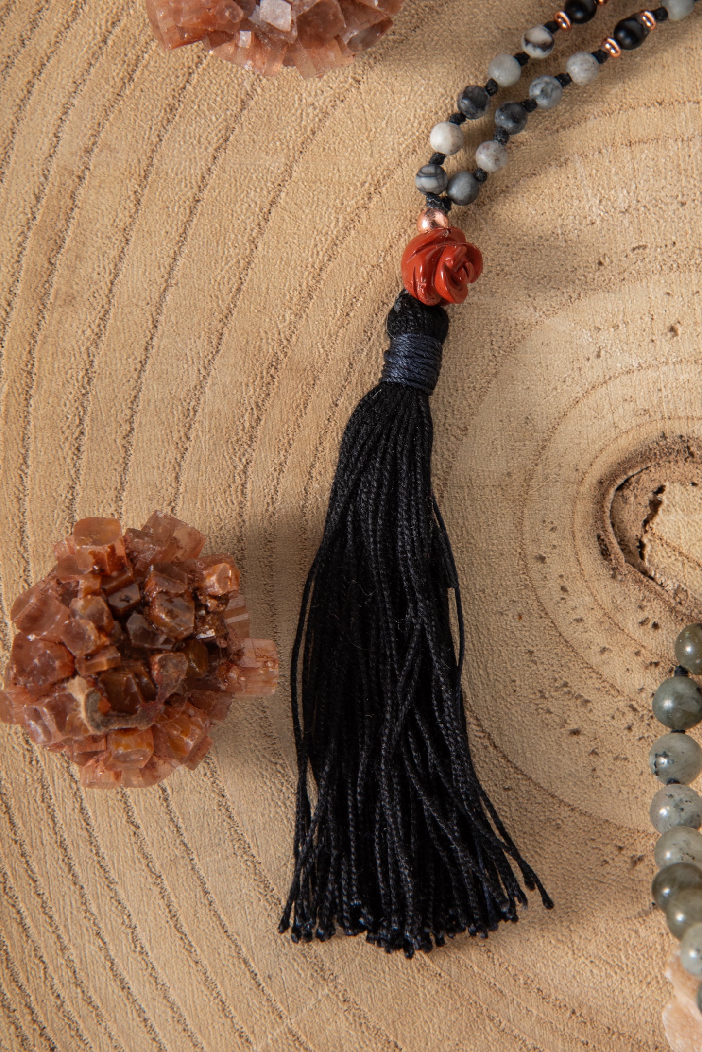 Mala con 108 perle di Pietra di luna arcobaleno Labradorite, Shungite, Diaspro zebrato, Perla Guru Diaspro rosso
