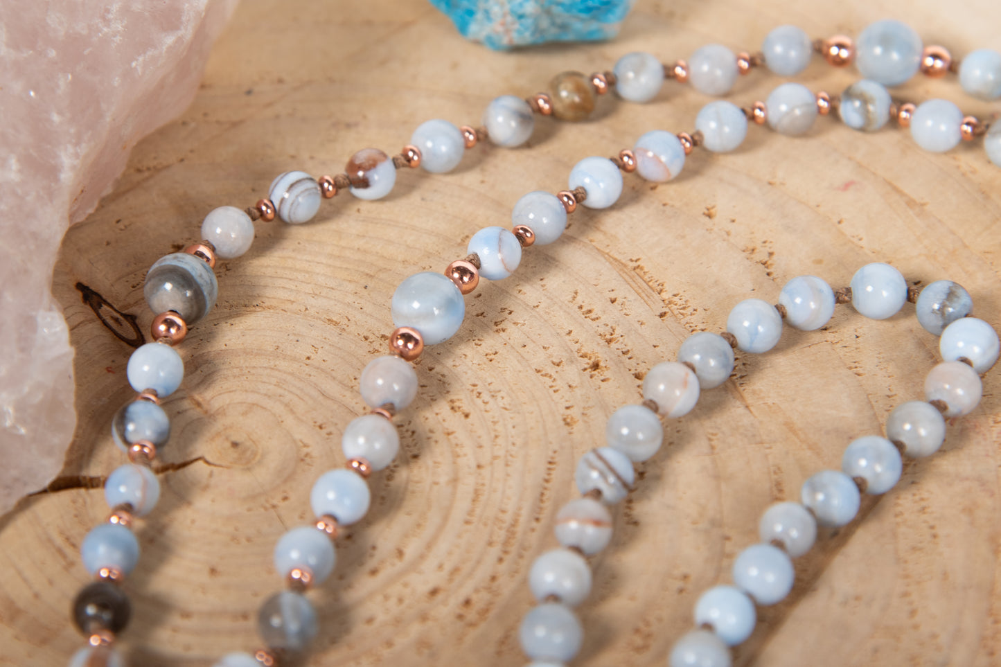 Mala da meditazione in Calcedonio azzurro, Pietra Guru Bronzite, Rame