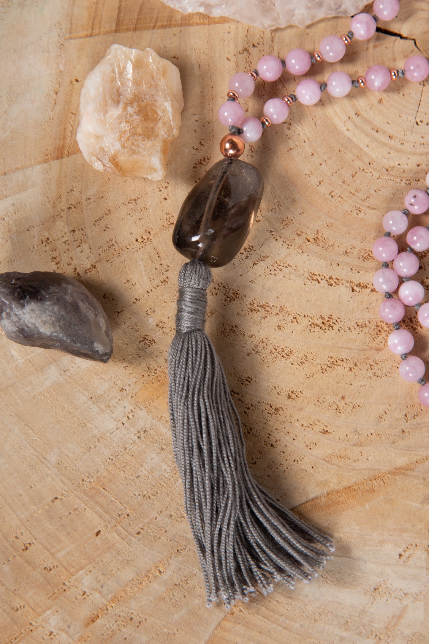 Mala collana con 108 perle di Kunzite, Pietra Guru Quarzo fantasma, Rame
