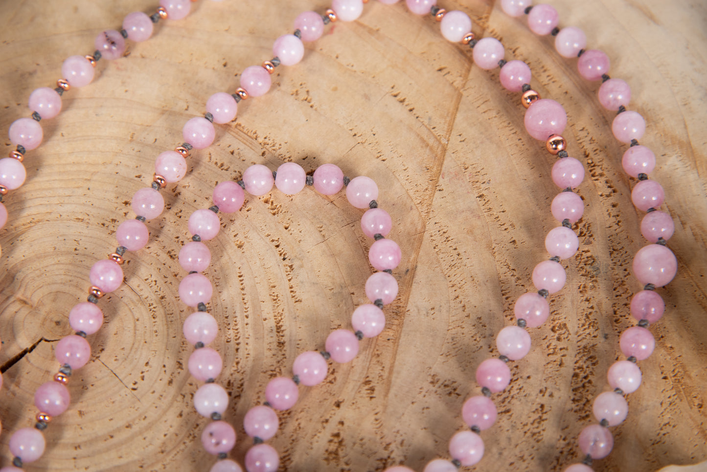 Mala collana con 108 perle di Kunzite, Pietra Guru Quarzo fantasma, Rame