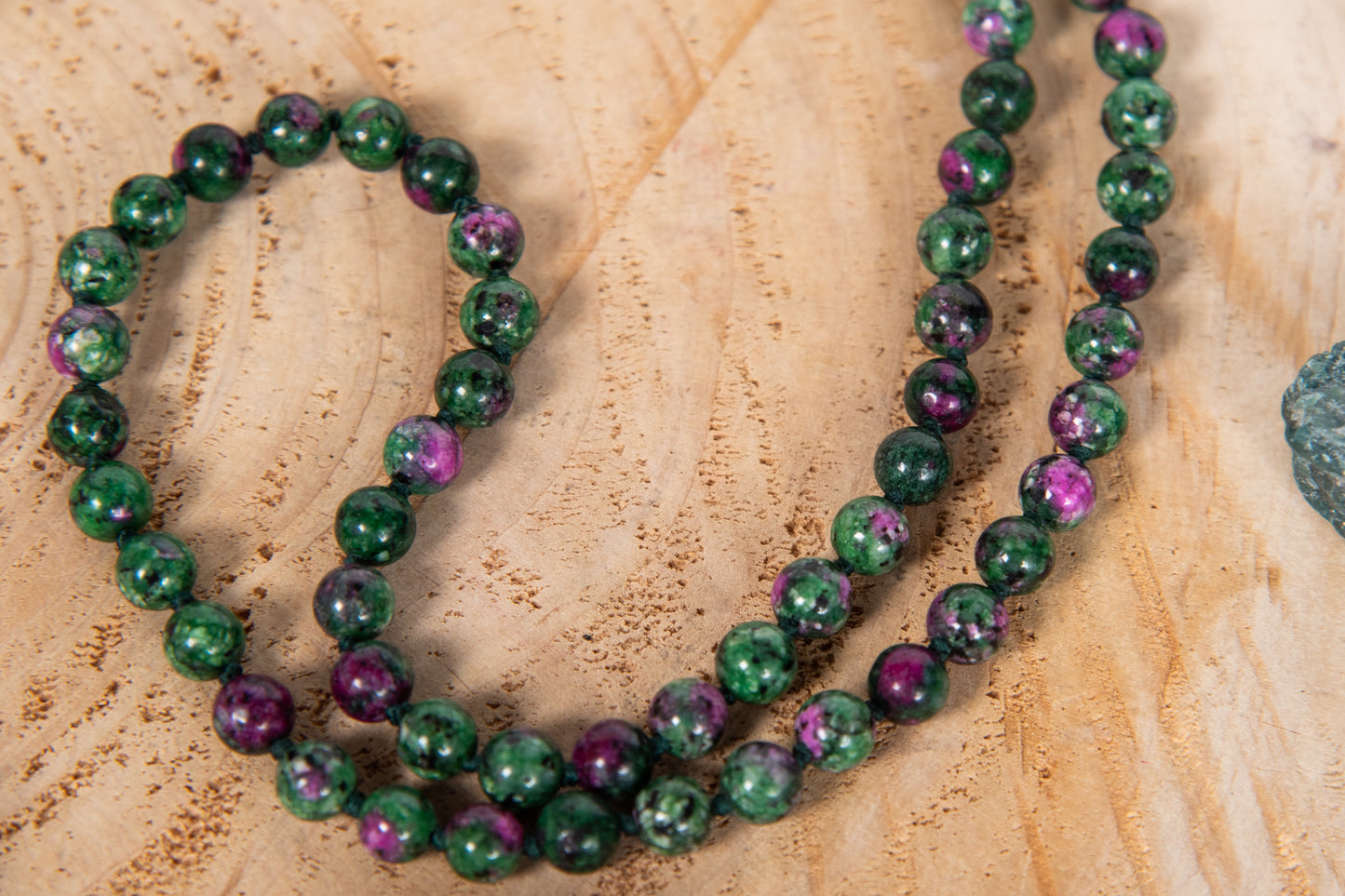 Mala collana con 108 perle di Zoisite, Perla Guru Rame
