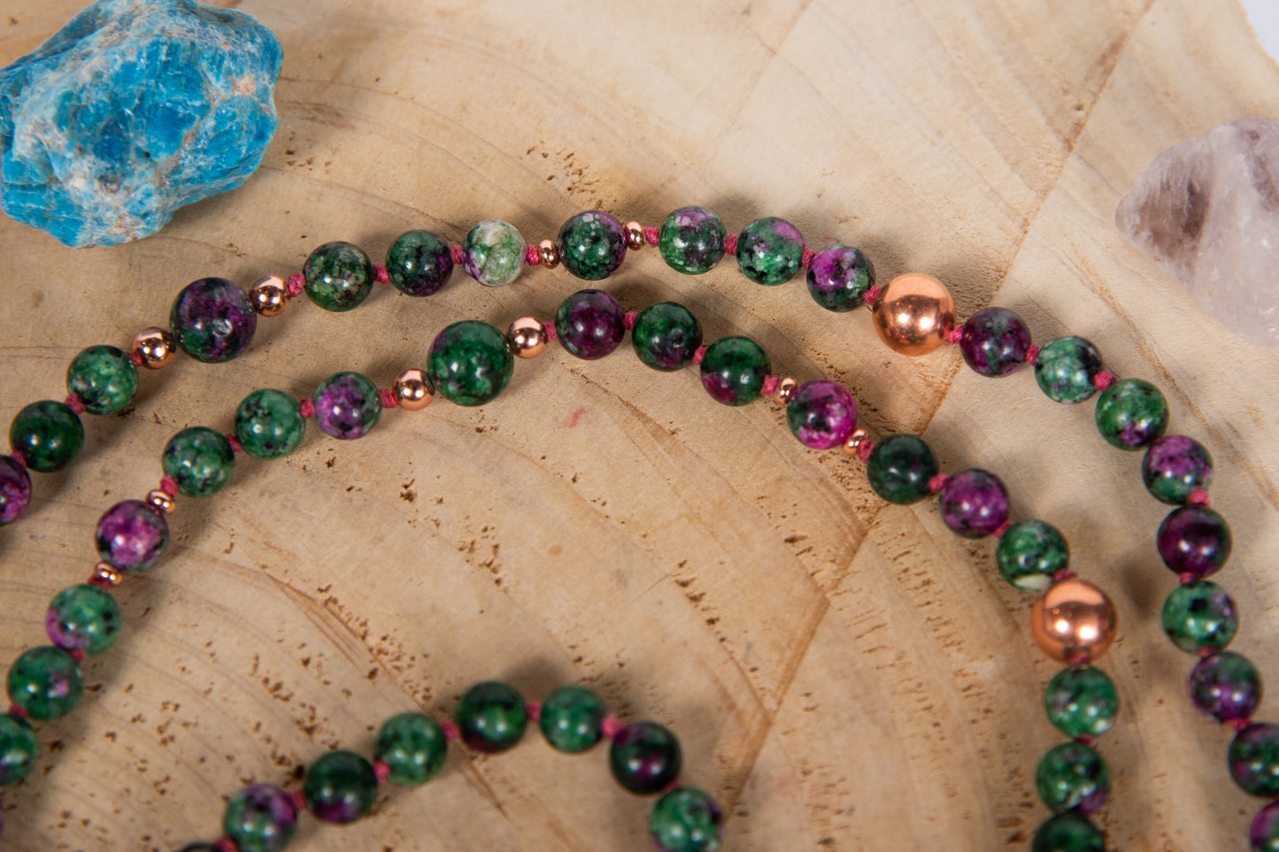 Mala con 108 perle di Zoisite, Pietra Guru Fluorite, Rame