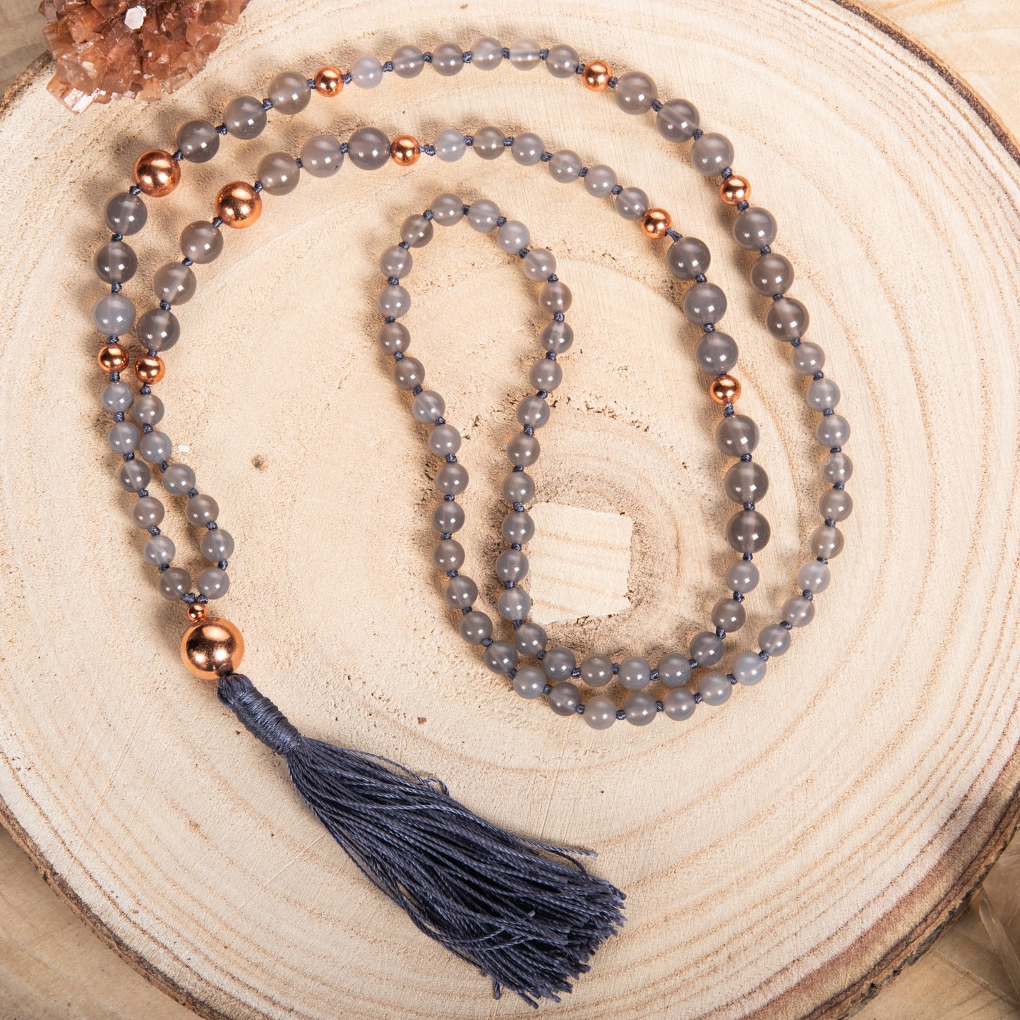 Mala per meditare con cristalli di agata grigia, pietra guru rame