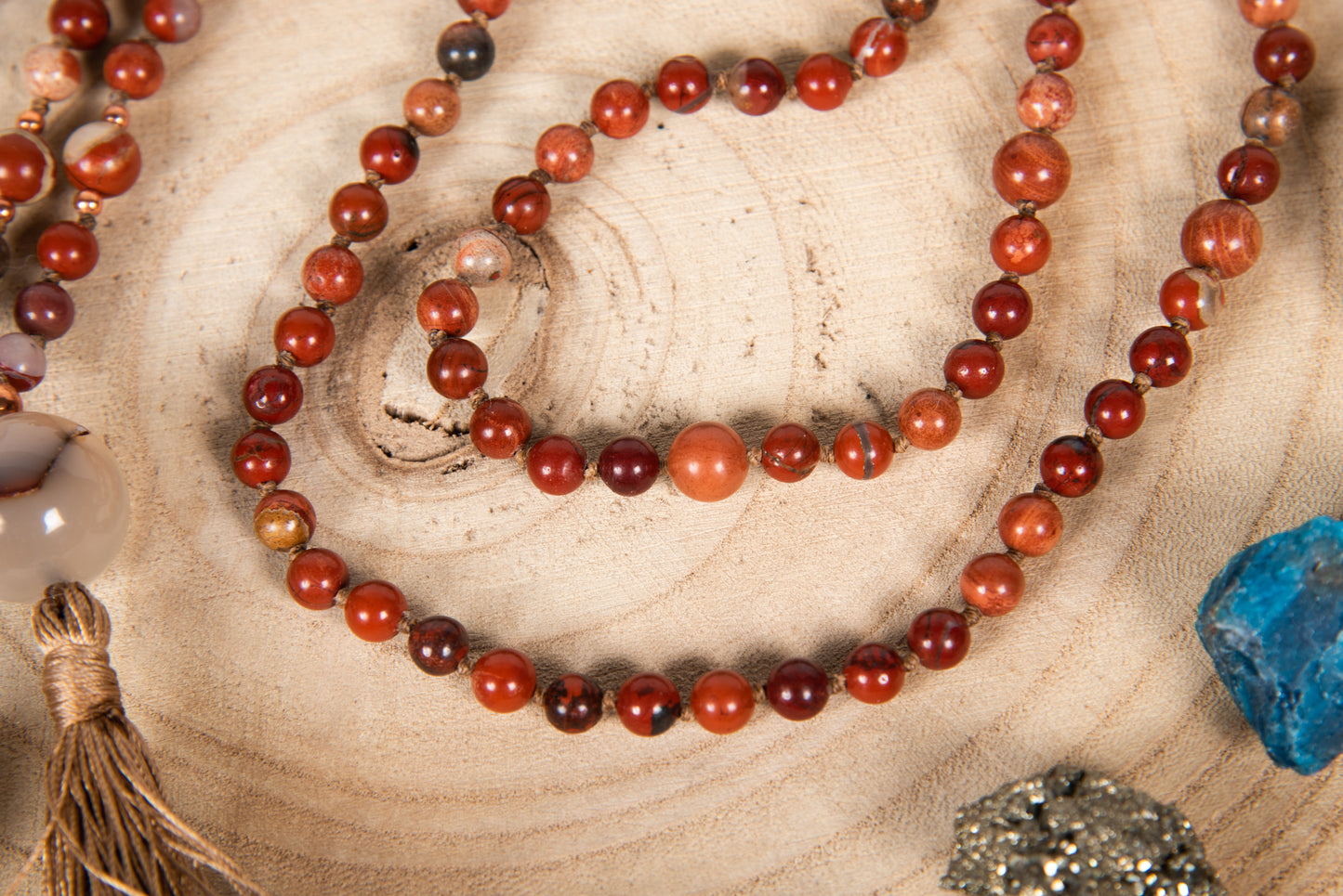 Mala in diaspro brecciato e agata, rame