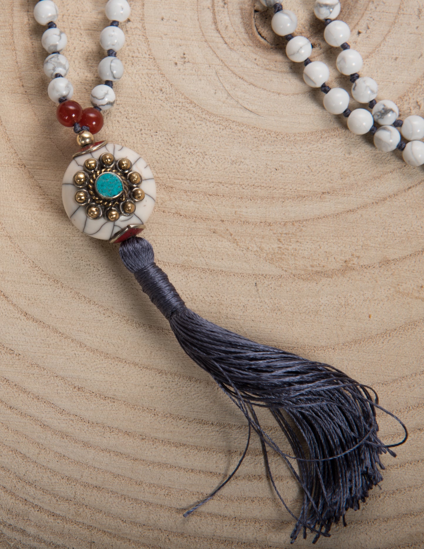 Mala Agata rossa, Howlite, Pietra Guru Perla Tibetana, Argento dorato 925