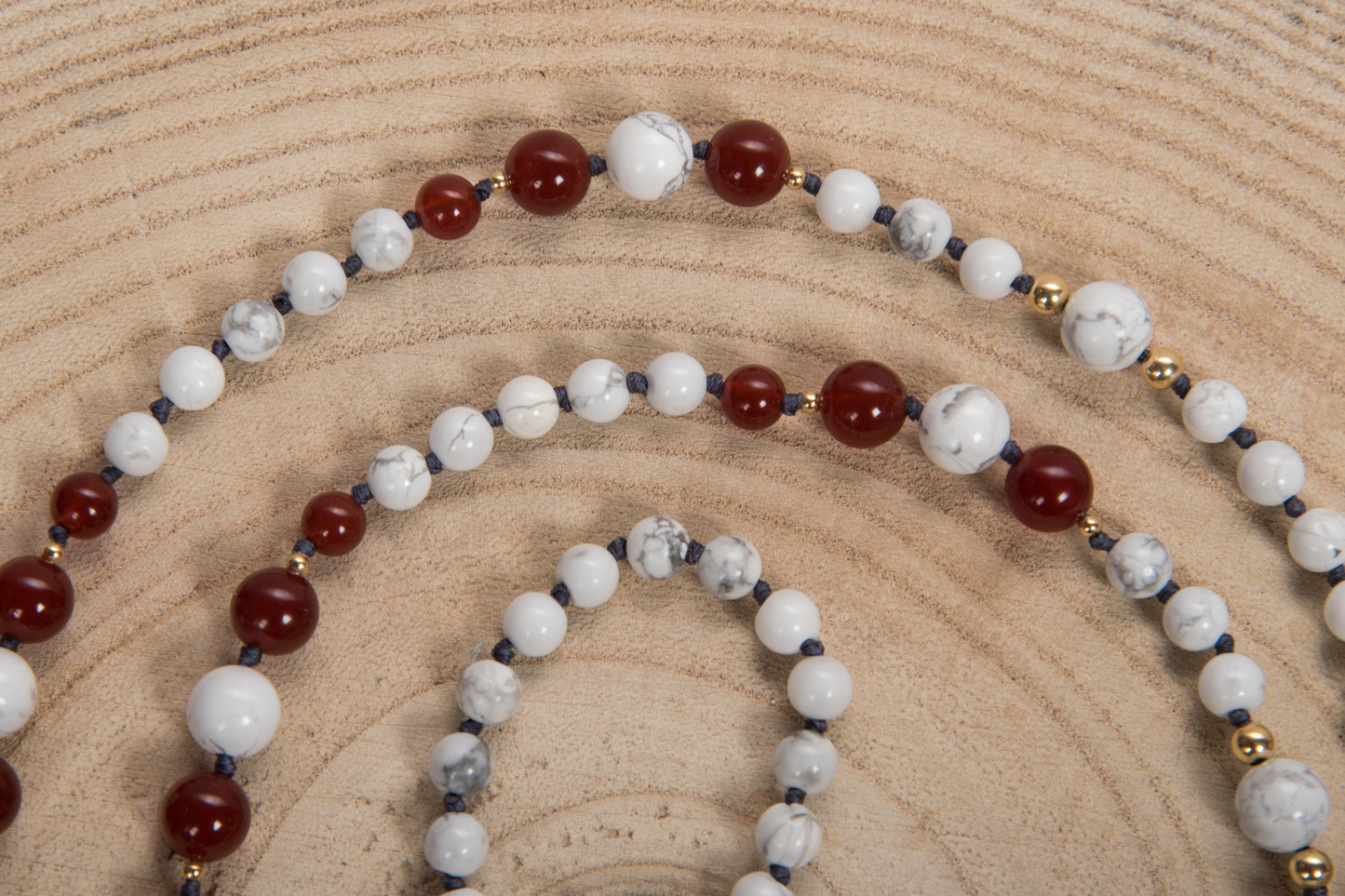 Mala Agata rossa, Howlite, Pietra Guru Perla Tibetana, Argento dorato 925