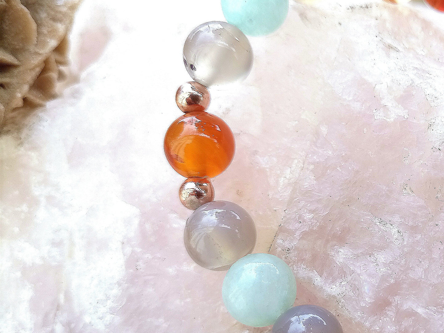 Bracciale perle 8mm amazzonite, corniola, agata grigia, rame