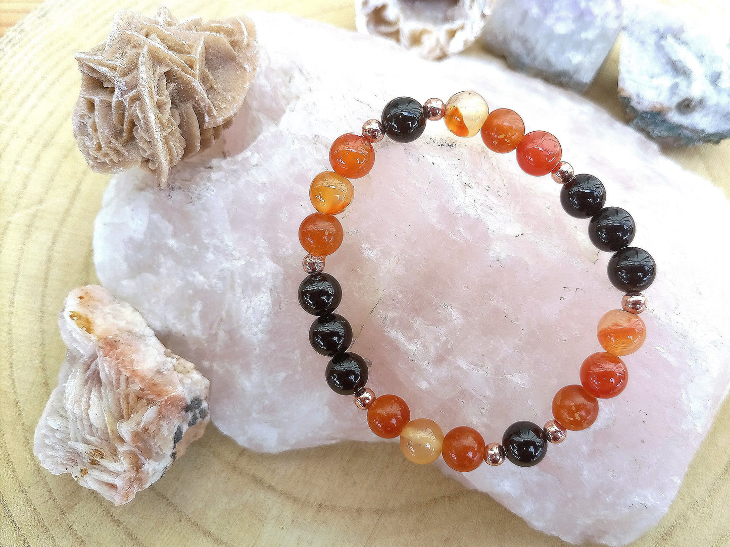 Bracciale perle 8mm corniola, onice, rame