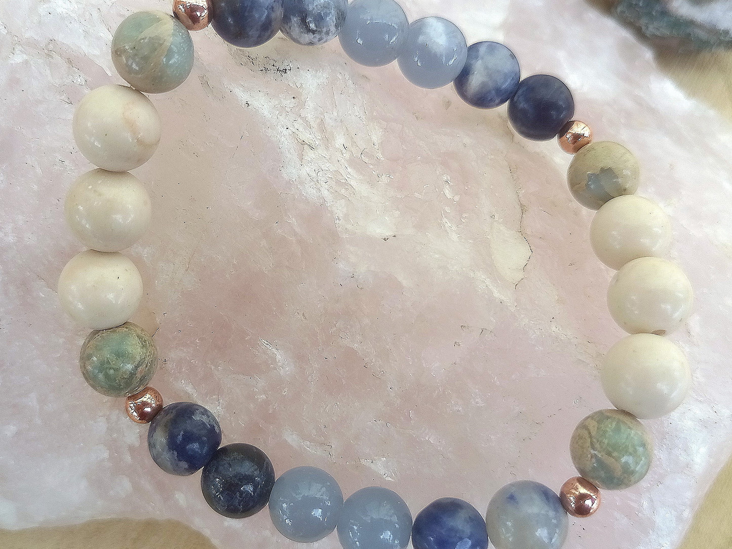 Bracciale perle 8mm sodalite, diaspro bianco, diaspro imperiale, acquamarina, rame