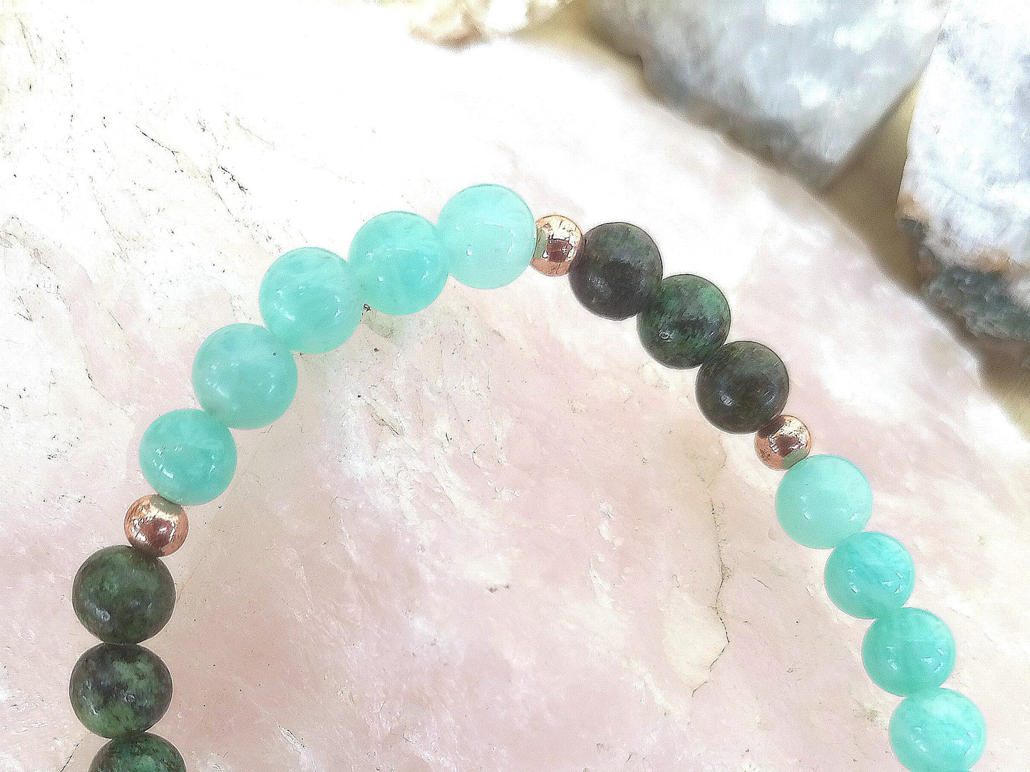 Bracciale perle 6mm amazzonite, giada africana, rame