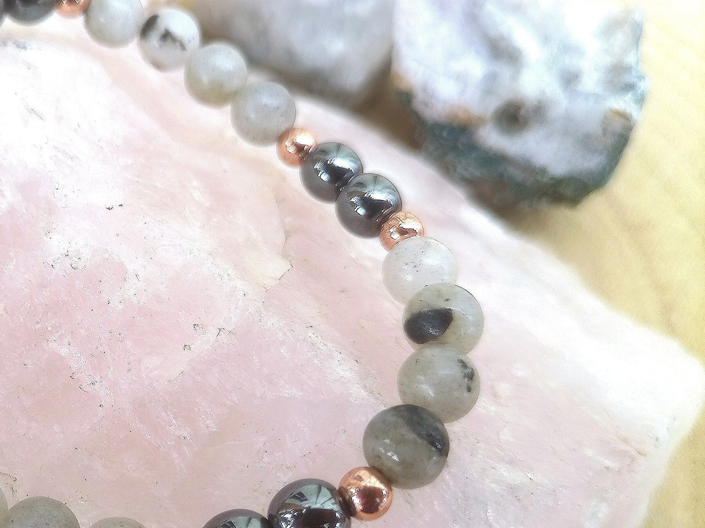 Bracciale perle 6mm ematite, labradorite, rame