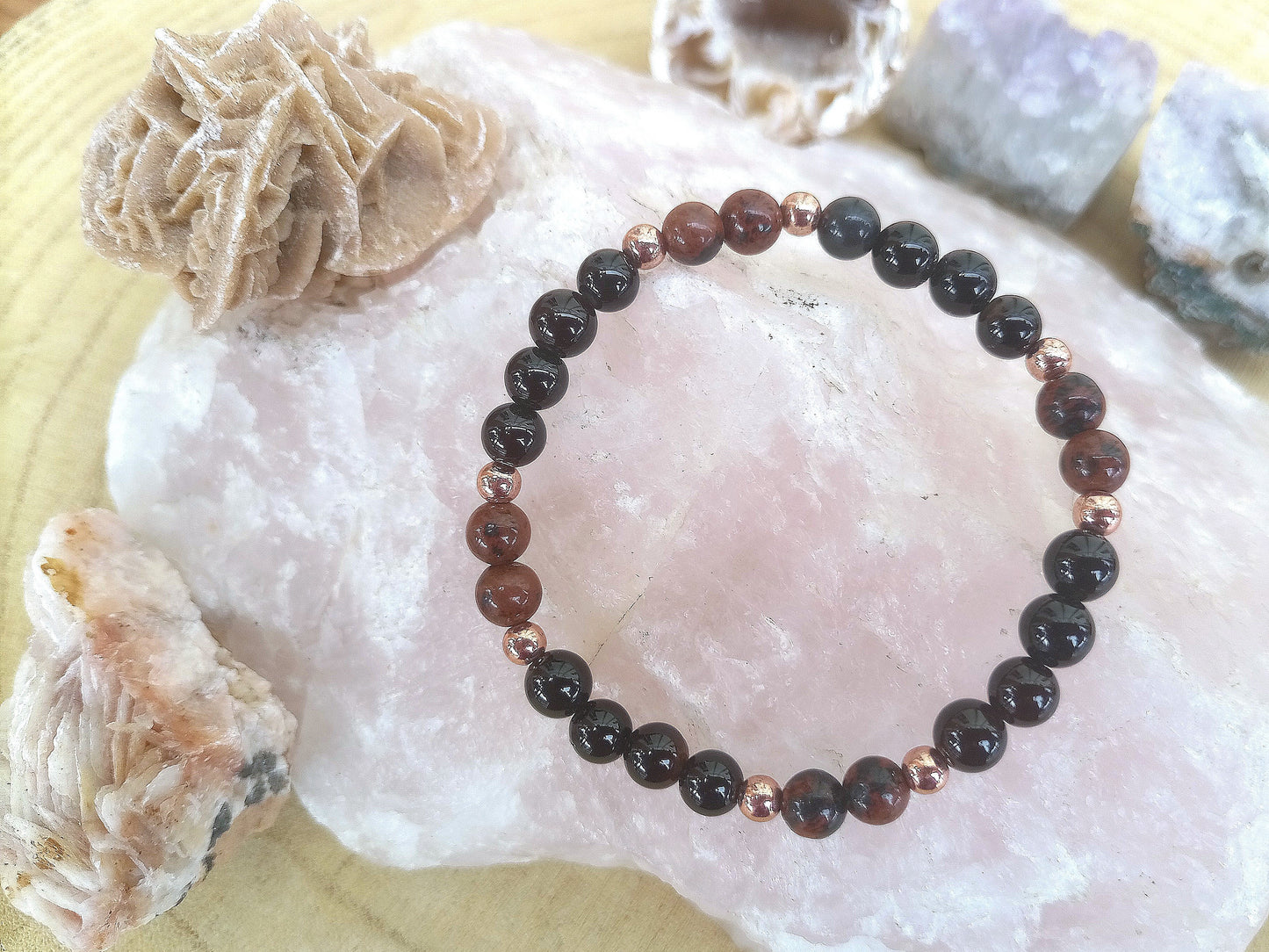Bracciale perle 6mm ossidiana mogano, onice, rame