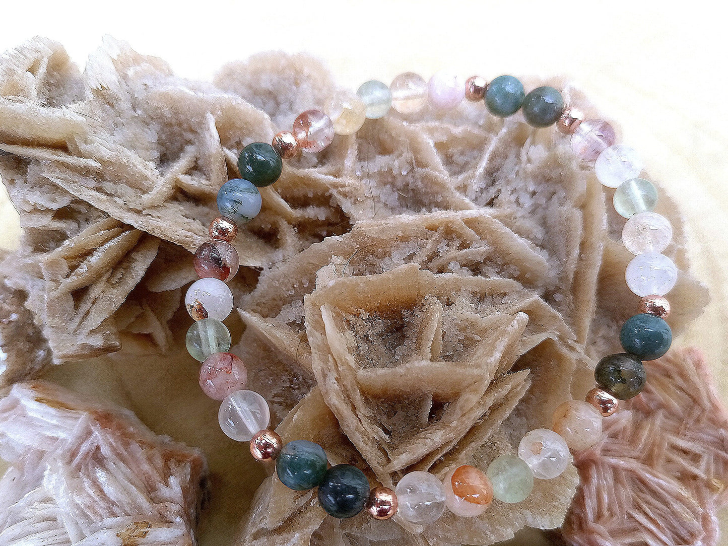 Bracciale perle 6mm quarzo ematoide, agata muschiata, rame