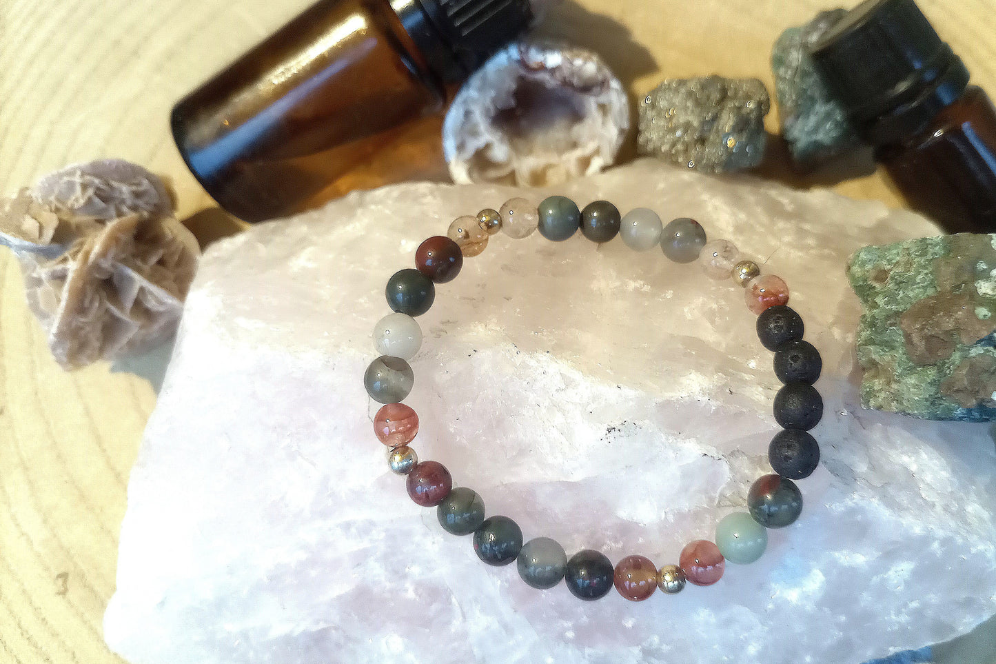Quarzo ematoide, eliotropio, lava, argento dorato 925