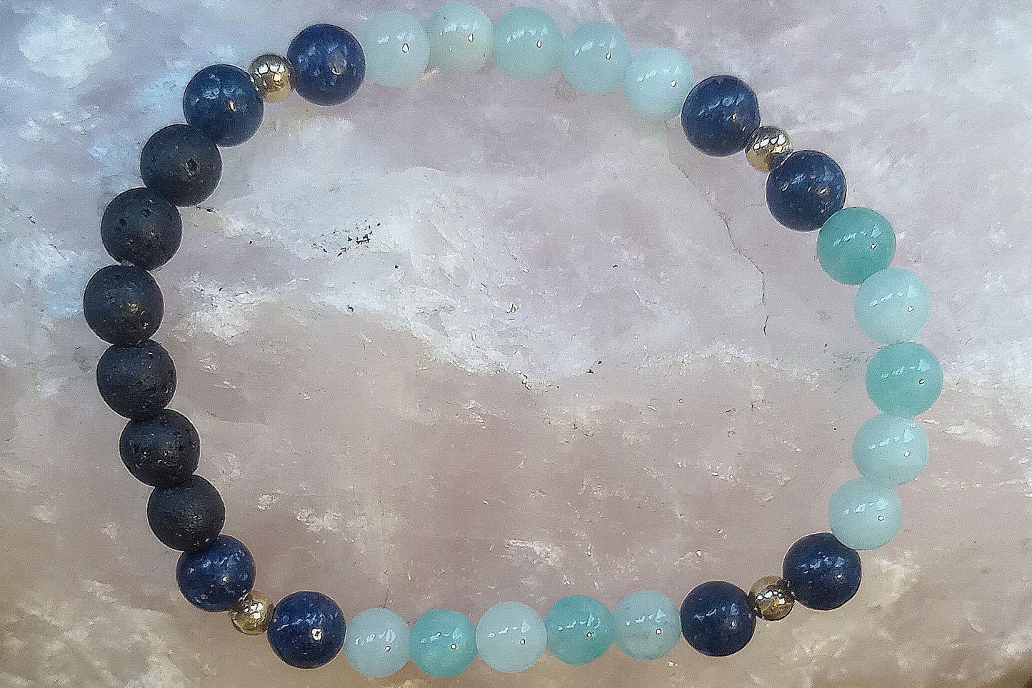 Amazzonite,lapislazzuli, lava, argento dorato 925