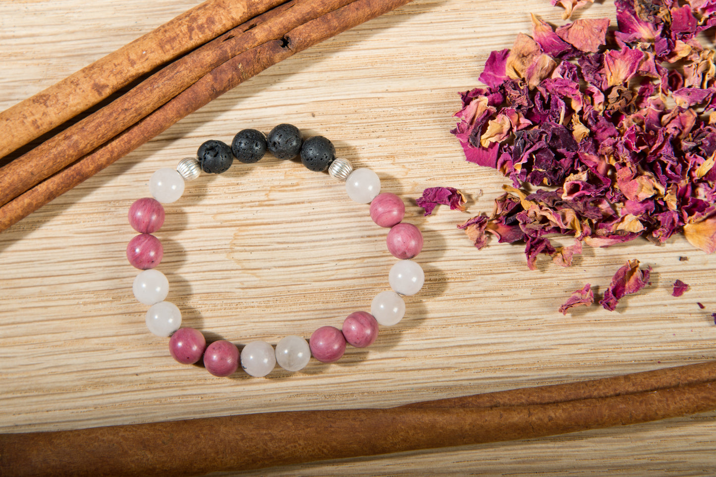 Quarzo rosa, rodonite, lava, argento 925