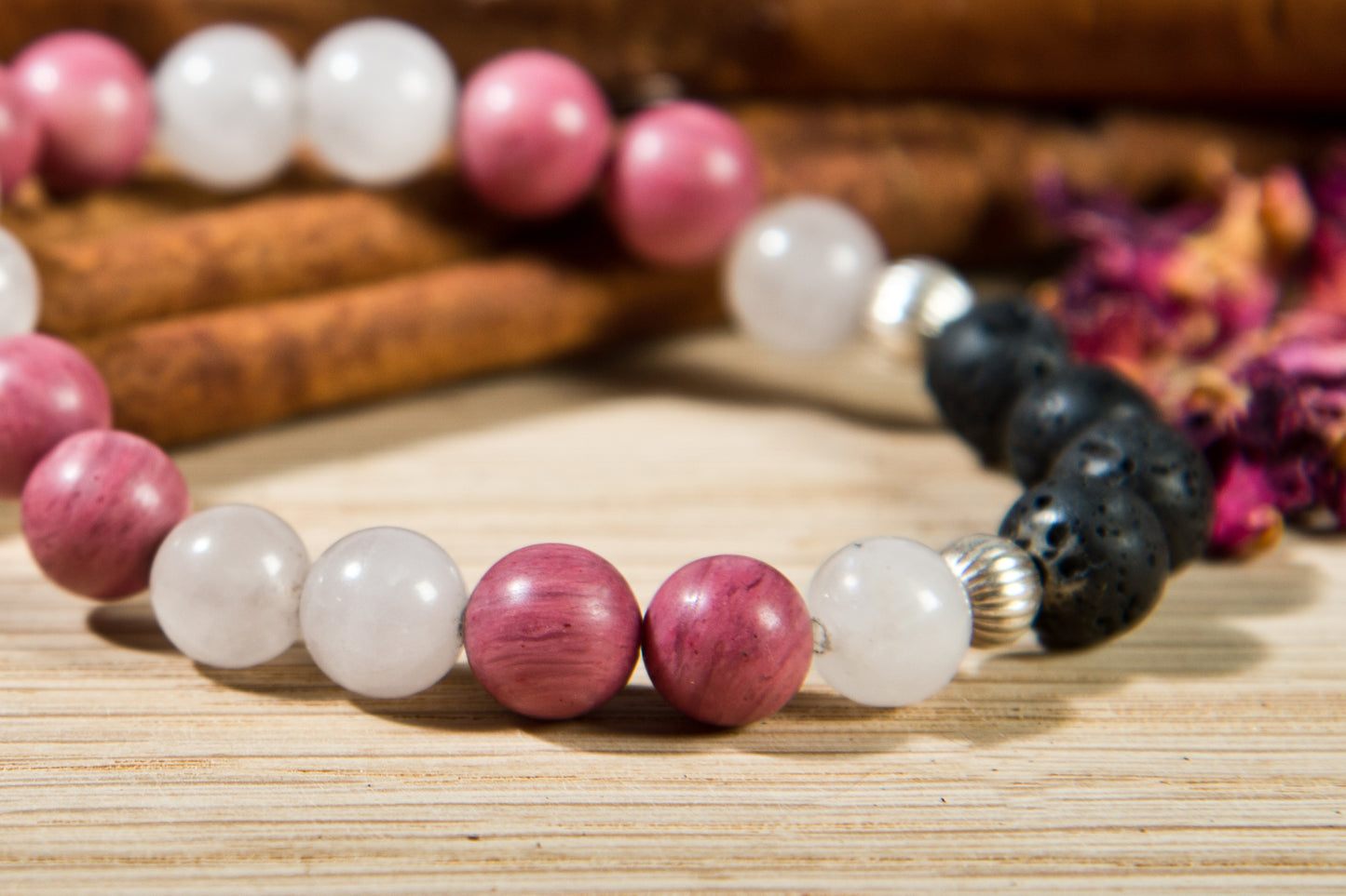 Quarzo rosa, rodonite, lava, argento 925