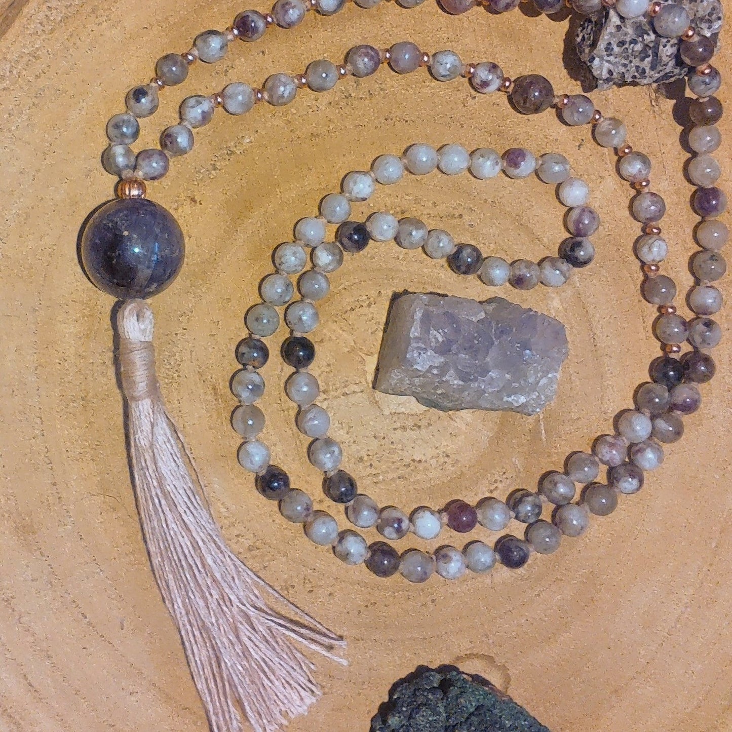 Mala artigianale con pietre dure naturali di Elbaite, Pietra Guru Ametista, Rame