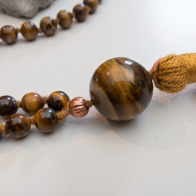 Mala con pietre naturali di Occhio di tigre