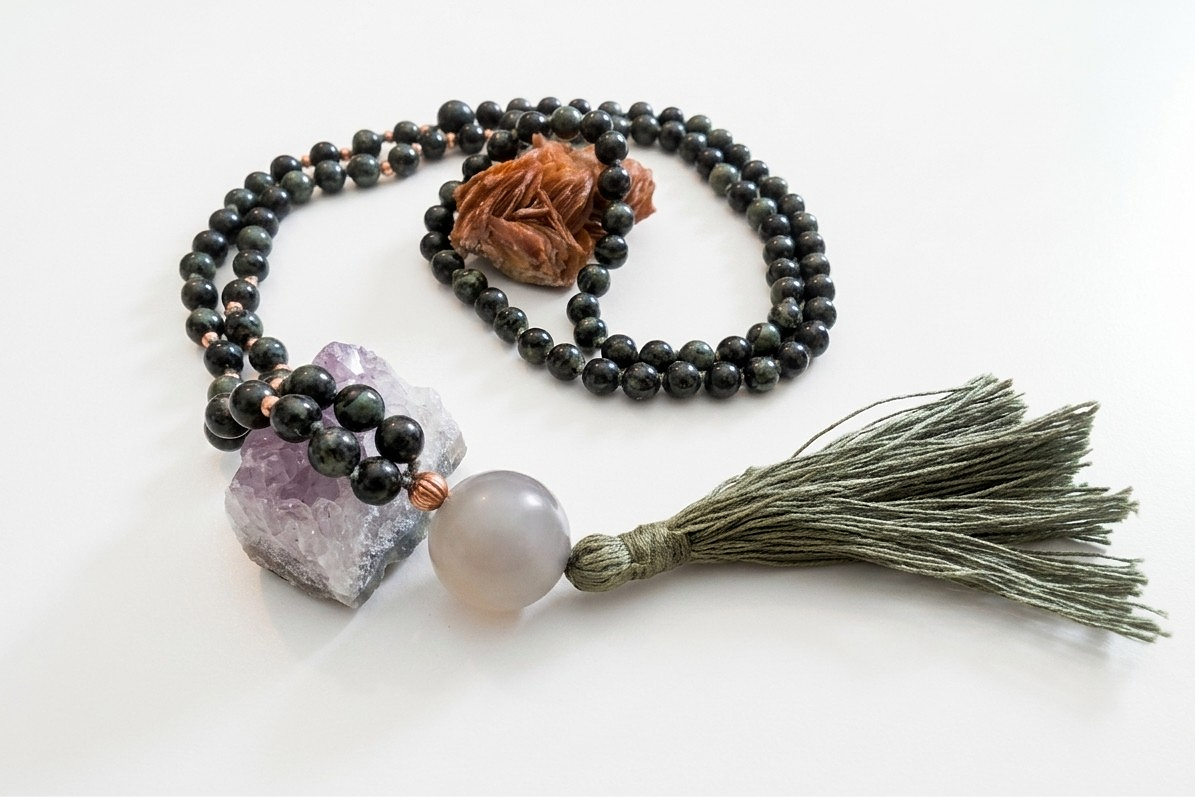 Mala in Diaspro Kambaba, Pietra guru Agata grigia, Rame