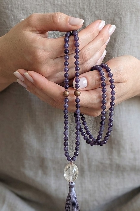 Mala collana da meditazione in Ciaroite , Pietra Guru Quarzo ialino, rame
