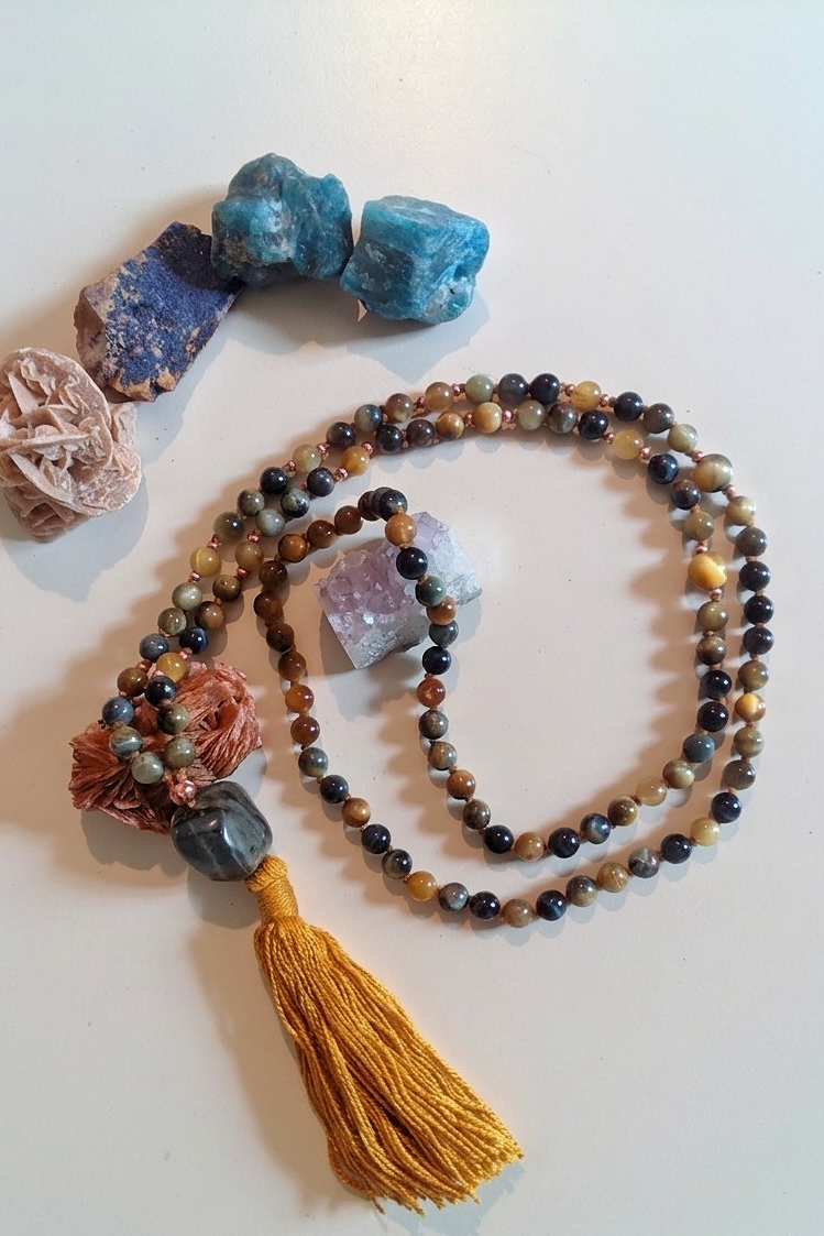 Mala con pietre dure naturali di Occhio di falco, Pietra guru Labradorite, Rame