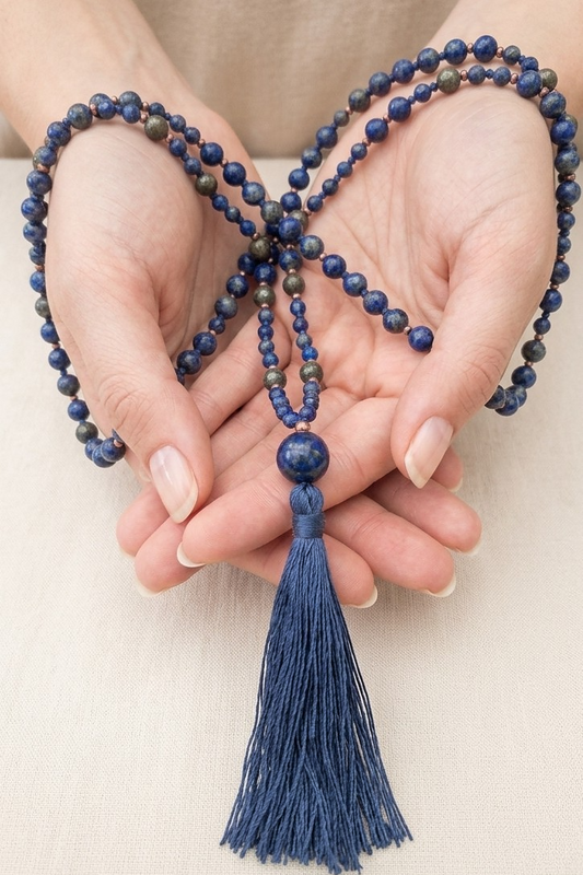 Mala per meditare in Lapislazzuli, Pirite, Pietra Guru Lapislazzuli, Rame