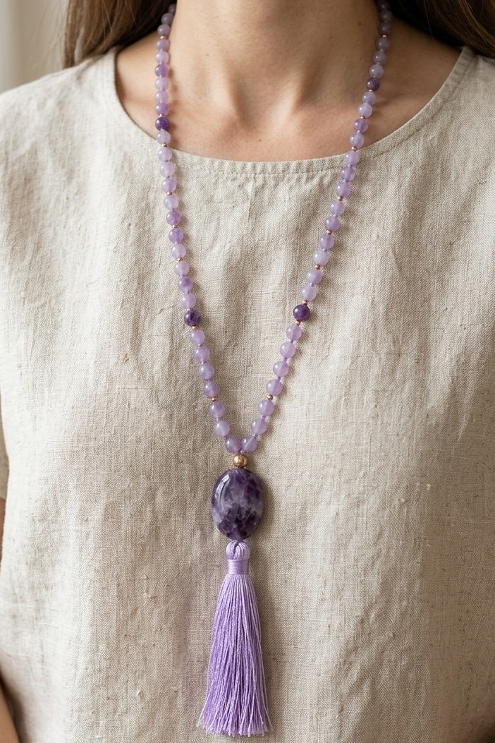 Mala da meditazione in Ametista lavanda, ametista, 108 perle, Perla Guru in ametista Chevron