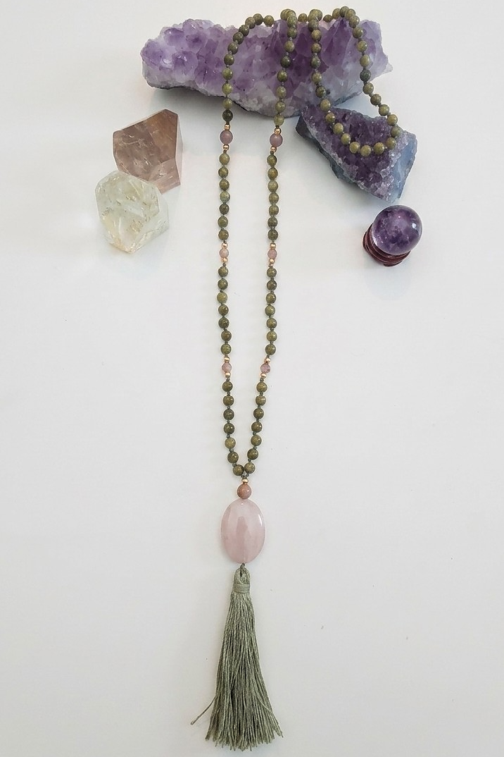 Mala artigianale con pietre naturali di Diaspro, Pietra di luna nera, Pietra Guru Calcite, Rame