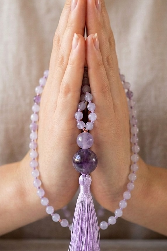 Mala da meditazione in Ametista lavanda 108 perle, Perla Guru in ametista e rame