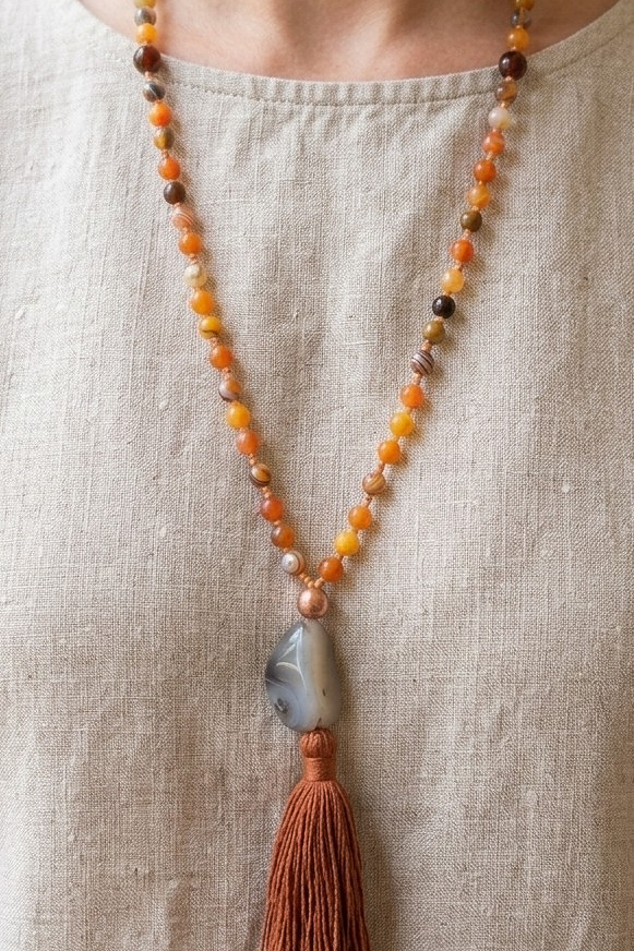 Mala fatta a mano con pietre dure naturali in Diaspro calabrone, Pietra Guru Agata Botswana, Rame