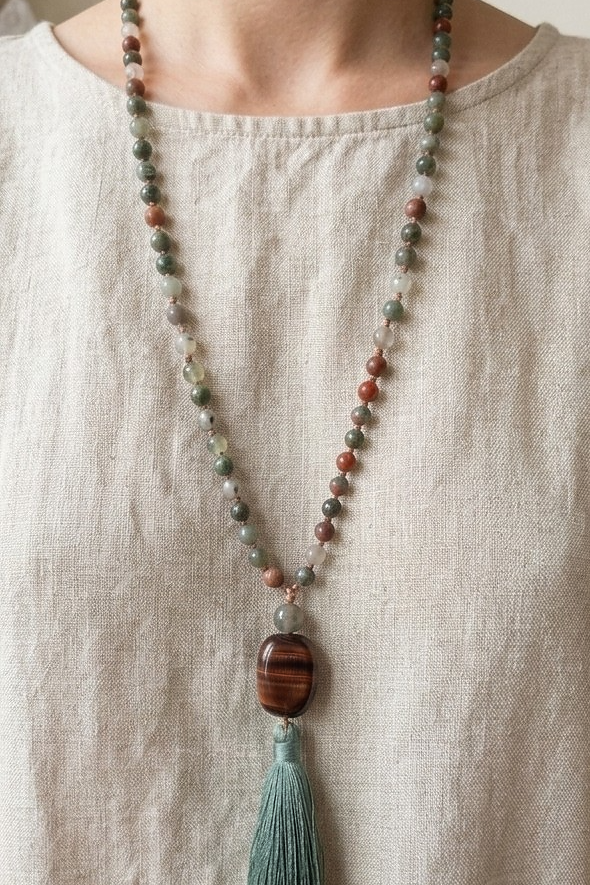 Mala fatta a mano con pietre dure naturali in Eliotropio, Pietra Guru Labradorite e Occhio di bue, Rame