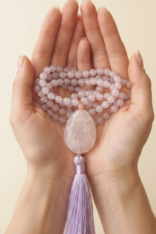 Mala da meditazione in Ametista lavanda, Perla Guru in Quarzo rosa