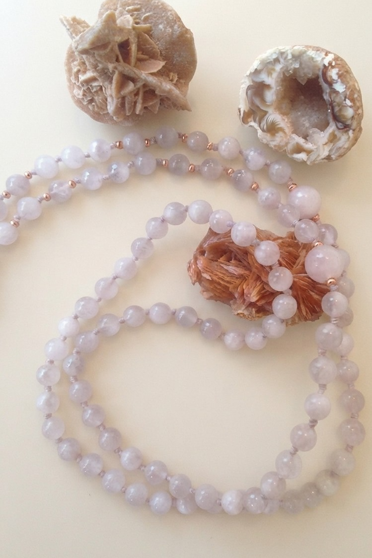 Mala da meditazione in Ametista lavanda, Perla Guru in Quarzo rosa